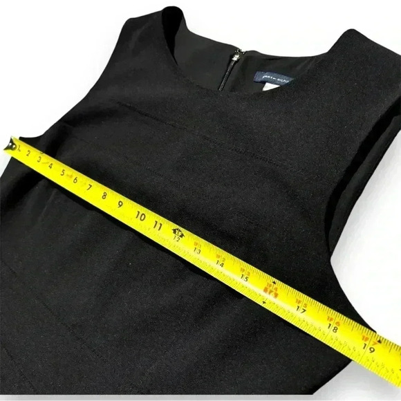 Tommy Hilfiger Size 12 Classic Little Black Dress Sleeveless Fitted Knee Length - Picture 8 of 15